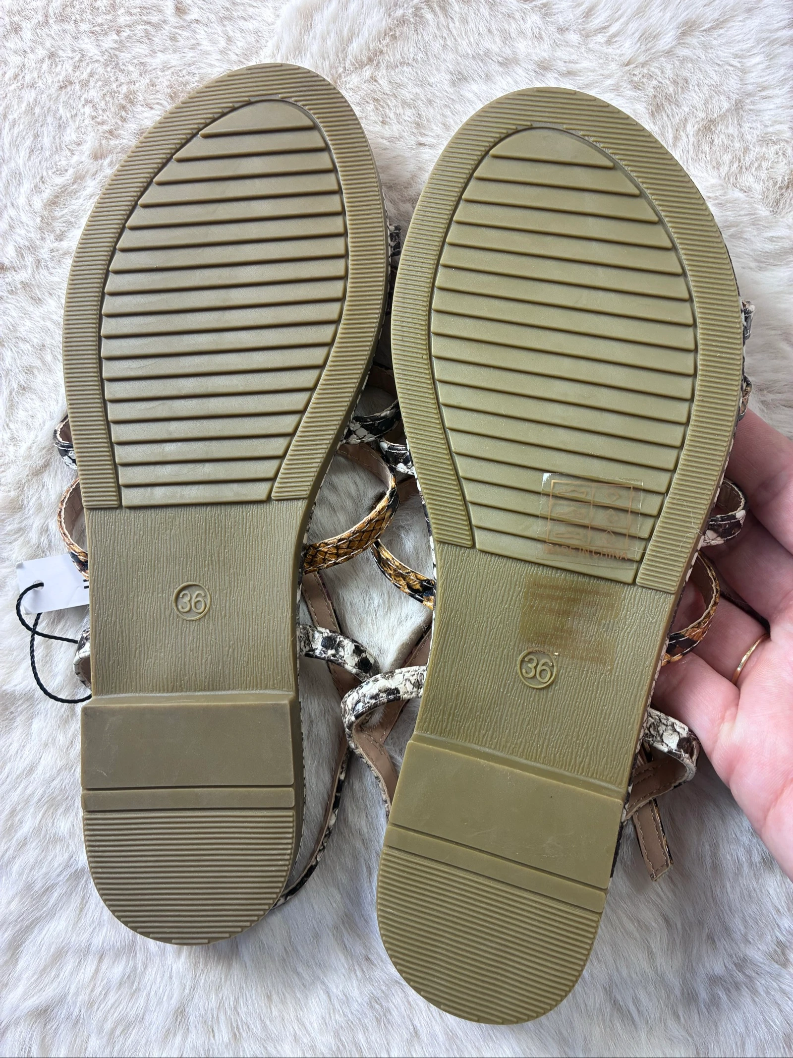 Sandalias planas Mariamare efecto pitón / serpiente T.36 - Nuevas – photo 5